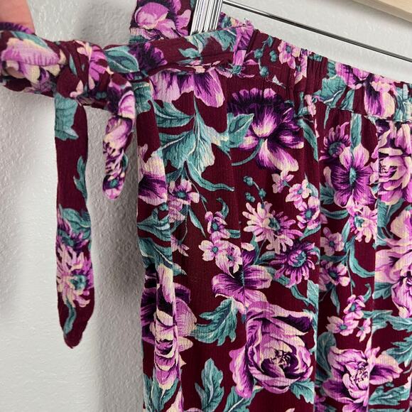 American Eagle Outfitters Size Large Gauzy Floral Lightweight Pull On Mini Skirt - Picture 4 of 6